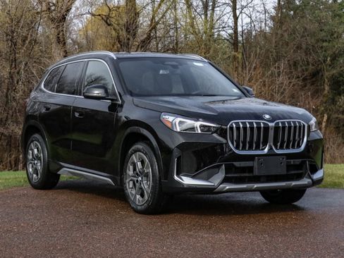 New 2026 BMW X1 xDrive28i w/ Technology Package image 1