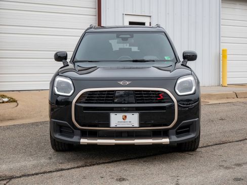 Used 2025 MINI Cooper Countryman S w/ Comfort Package Max image 10
