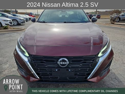 Used 2024 Nissan Altima 2.5 SV image 3