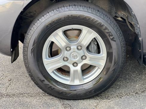 Used 2014 Toyota Sequoia SR5 RWD image 47