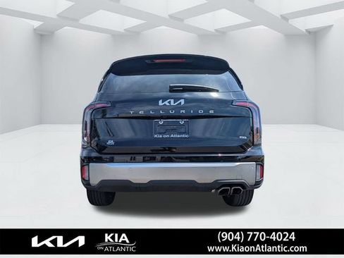 Used 2025 Kia Telluride SX Prestige AWD/4WD image 4