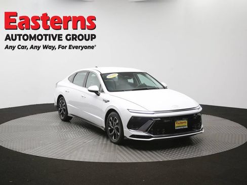 Used 2025 Hyundai Sonata SEL FWD image 50