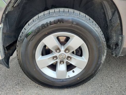 Used 2024 RAM 1500 Classic SLT AWD/4WD image 16