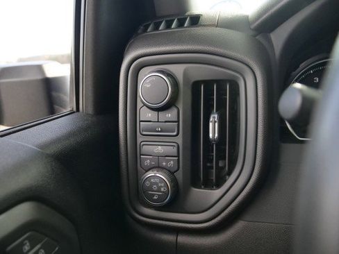 Used 2023 Chevrolet Silverado 2500 Custom w/ Custom Value Package image 14