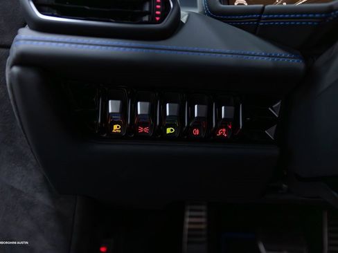 Used 2023 Lamborghini Huracan Tecnica image 26