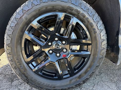 Used 2022 Chevrolet Silverado 1500 Custom image 11