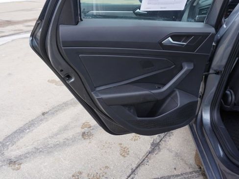 Used 2019 Volkswagen Jetta R-Line image 25