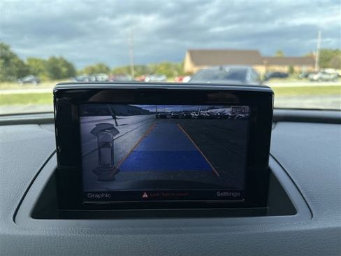 Used 2018 Audi Q3 2.0T Premium Plus w/ Premium Plus Package image 17