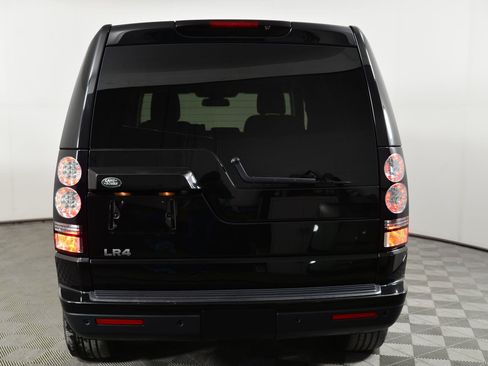 Used 2016 Land Rover LR4 image 8