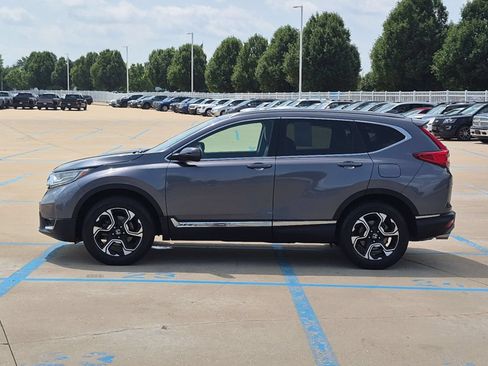 Used 2017 Honda CR-V Touring image 10