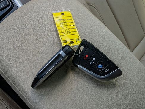 Used 2019 BMW X3 sDrive30i w/ Driving Assistance Package RWD image 32