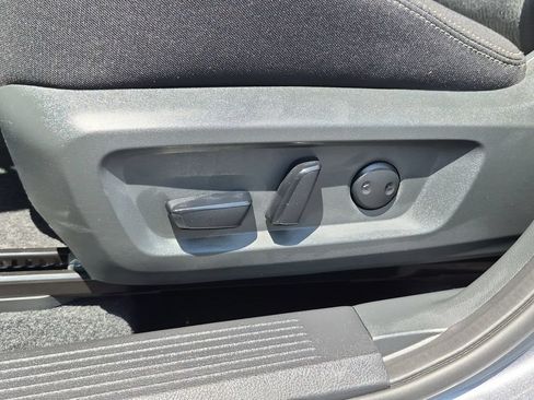 Certified 2026 Nissan Rogue SV FWD image 16
