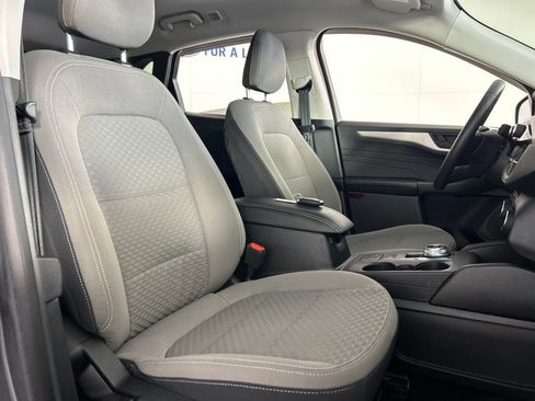 Used 2022 Ford Escape SE w/ Cold Weather Package FWD image 31