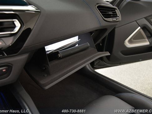 Used 2025 BMW Z4 M40i w/ Edition image 32