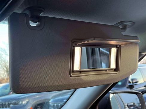 Certified 2023 Jeep Grand Cherokee L Laredo image 29