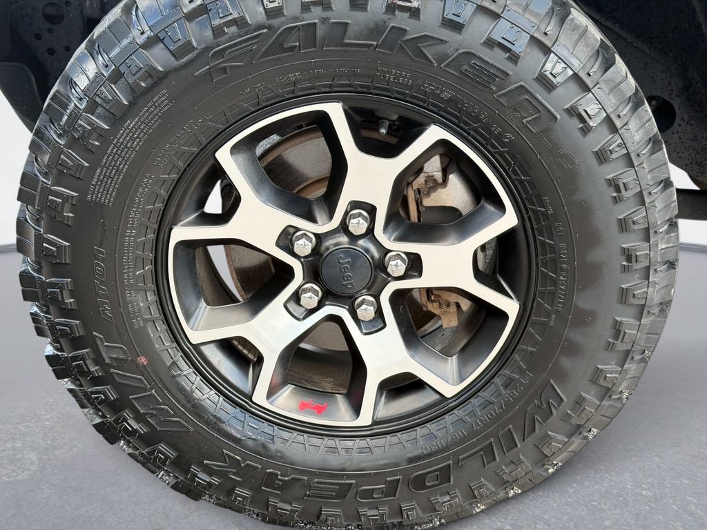 Used 2020 Jeep Wrangler Unlimited Rubicon w/ LED Lighting Group AWD/4WD image 9