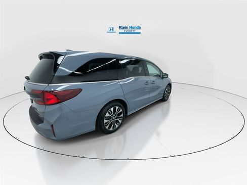 New 2026 Honda Odyssey Elite image 2