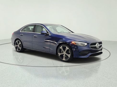 Used 2024 Mercedes-Benz C 300 Sedan image 3
