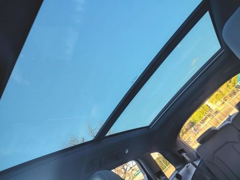 Used 2025 Audi Q7 3.0T Premium Plus image 6