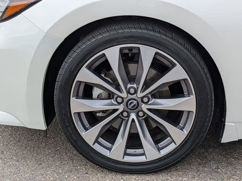 Certified 2023 Nissan Maxima Platinum w/ Sport Mat Group FWD image 13