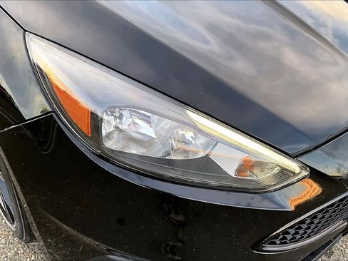 Used 2016 Ford Focus ST image 28