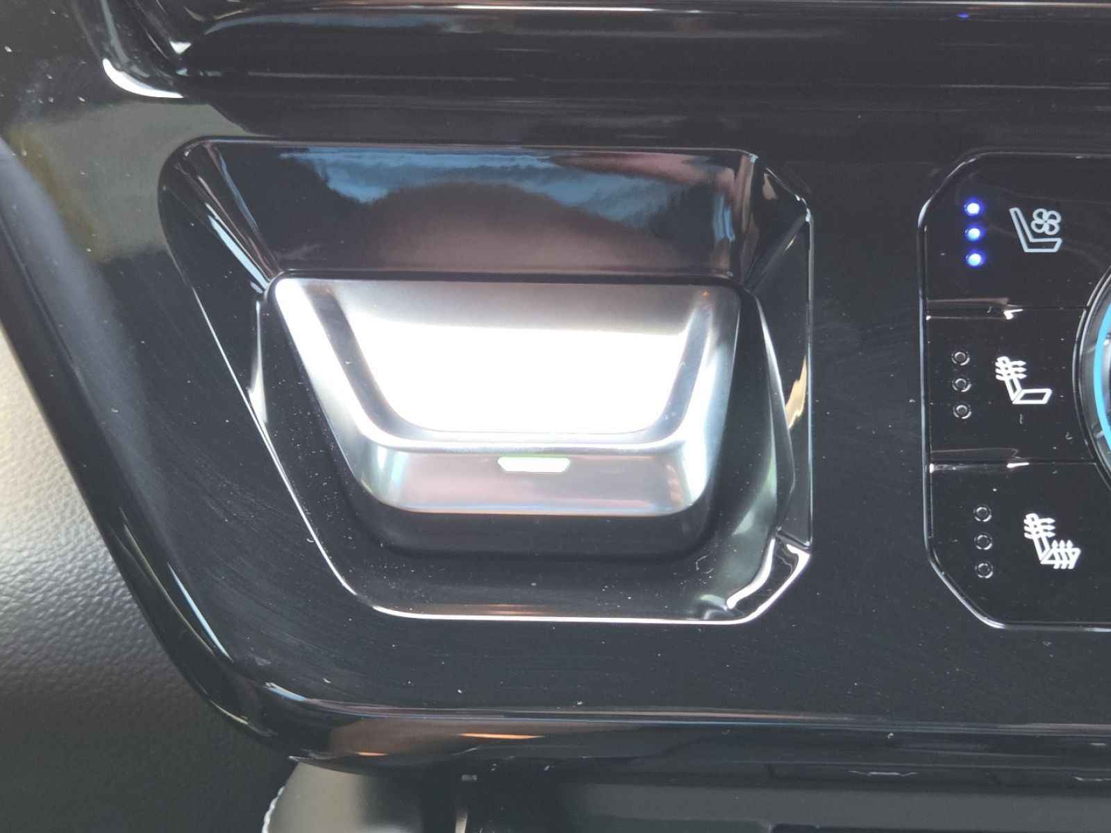 New 2026 GMC Sierra 1500 AT4X AWD/4WD image 9