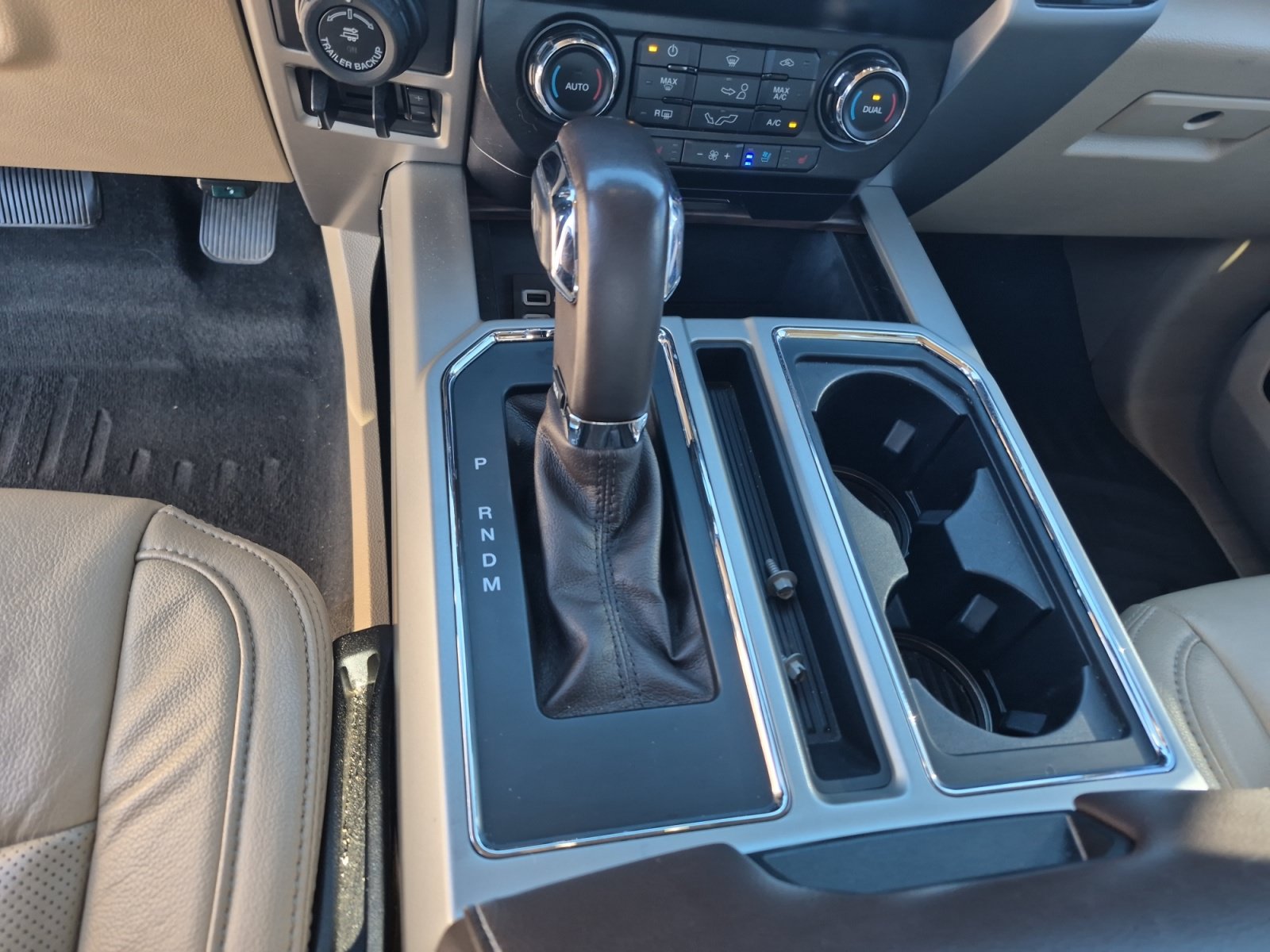 Used 2019 Ford F150 Lariat w/ Equipment Group 501A Mid AWD/4WD image 12