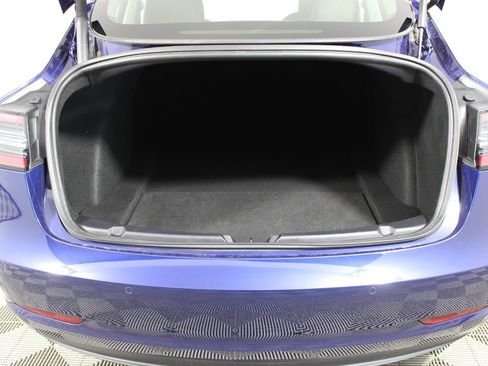 Used 2022 Tesla Model 3 Standard Range image 22