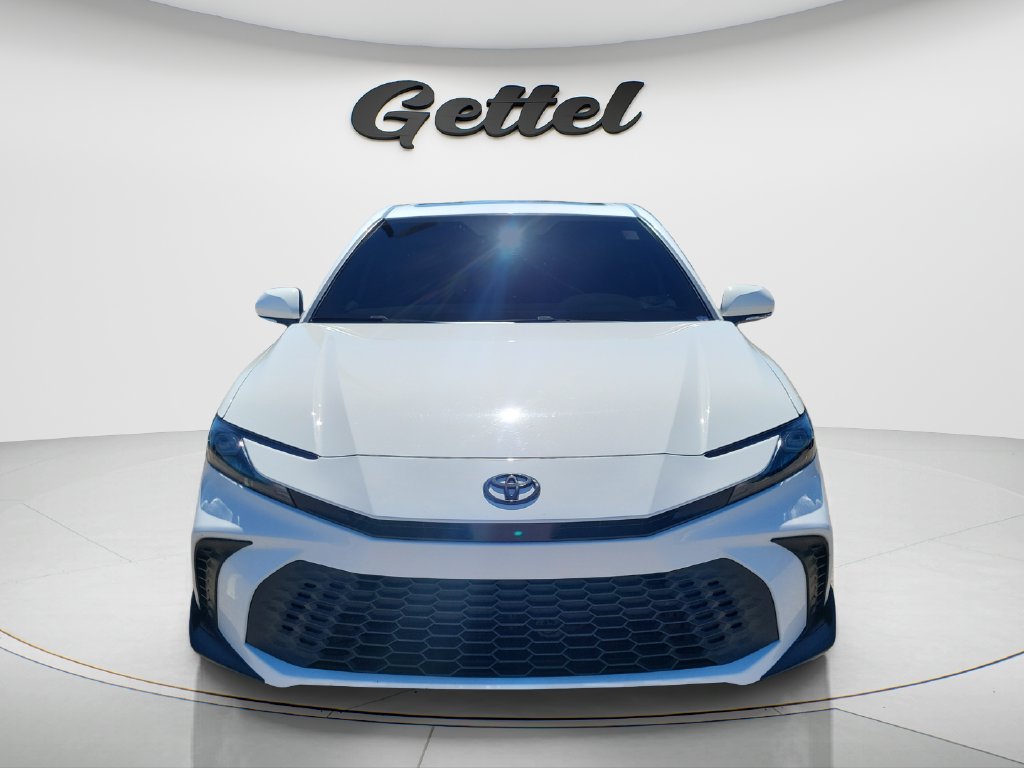 Used 2025 Toyota Camry SE w/ Multimedia Upgrade Package FWD image 2