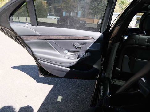 Used 2019 Mercedes-Benz S 560 4MATIC Sedan image 24