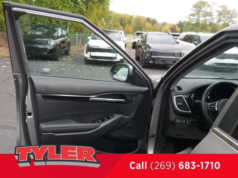 Used 2023 Kia Seltos EX image 20