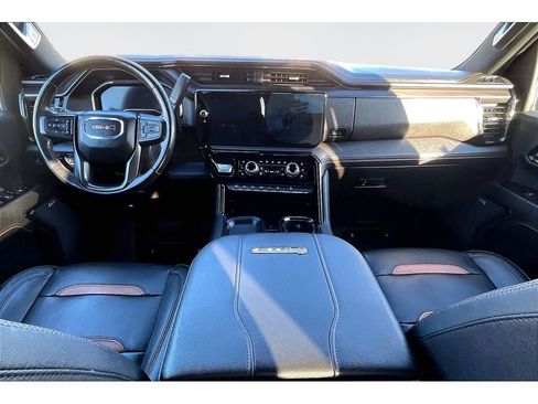 Used 2024 GMC Sierra 2500 AT4 w/ AT4 Premium Plus Package image 6