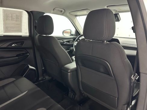 Used 2024 Chevrolet TrailBlazer LT w/ Convenience Package AWD/4WD image 54