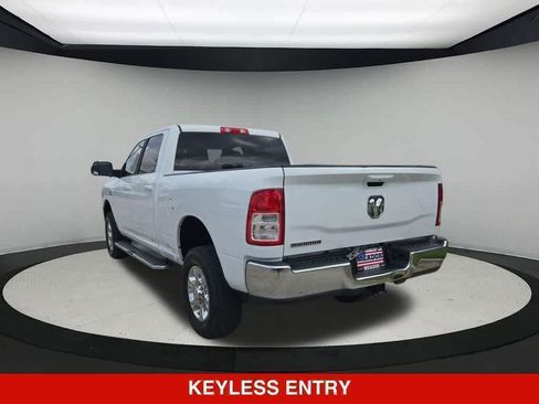 Used 2021 RAM 2500 Big Horn w/ Level 1 Equipment Group AWD/4WD image 4