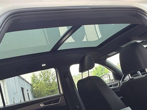 New 2026 Volkswagen Atlas Cross Sport SE AWD/4WD image 6