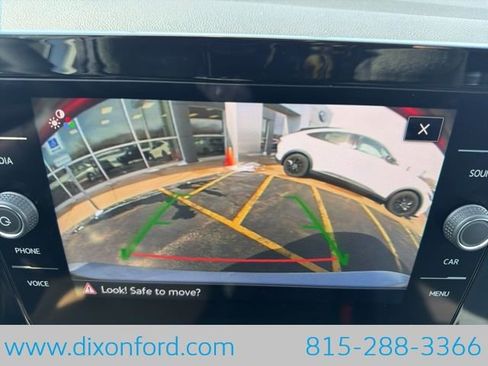 New 2025 Volkswagen Jetta SE image 10