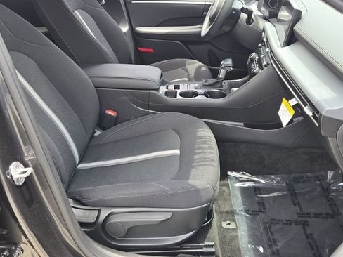 Certified 2025 Hyundai Sonata SE FWD image 15