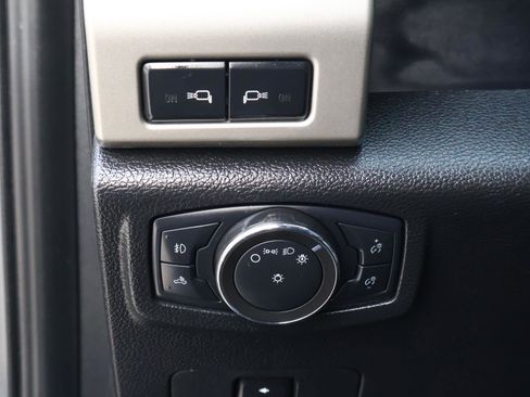 Used 2021 Ford F250 Lariat w/ Lariat Value Package image 25