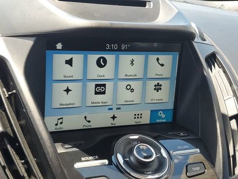 Used 2018 Ford Escape Titanium w/ Ford Safe & Smart Package FWD image 16