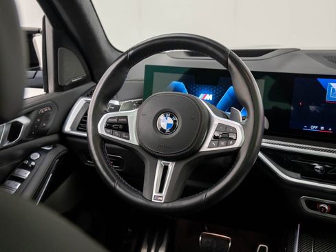 Certified 2024 BMW X7 M60i w/ Climate Comfort Package image 10