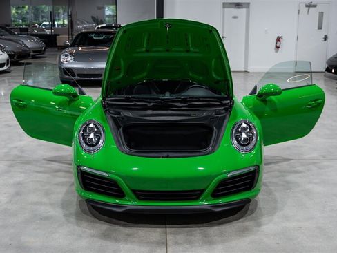 Used 2017 Porsche 911 Carrera 4S AWD/4WD image 36