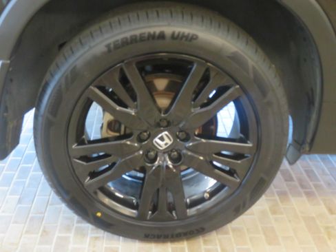 Used 2021 Honda Pilot Black Edition image 9