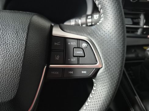 New 2026 Toyota Sienna XSE FWD image 20