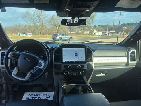 Used 2022 Ford F450 Lariat w/ Lariat Value Package image 25