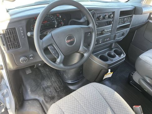 New 2025 GMC Savana 2500 Extended w/ Driver Convenience Package RWD image 10