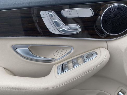 Used 2016 Mercedes-Benz C 300 Sedan image 17