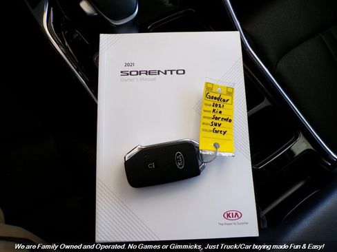 Used 2021 Kia Sorento SX image 61