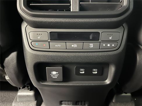 New 2026 Honda Pilot TrailSport image 25