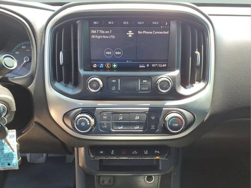 Used 2020 Chevrolet Colorado LT w/ Safety Package RWD image 18