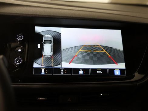 Used 2022 Buick Envision Avenir w/ Technology Package II image 15